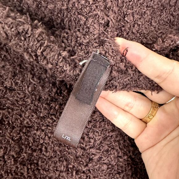 NEW SKIMS Cozy Knit Shorts in Garnet Size L/XL - Picture 6 of 7